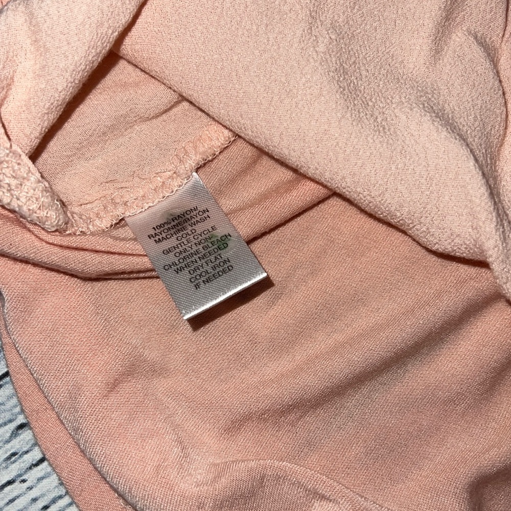 Loft soft sleeveless tank top size small - Picture 4 of 8